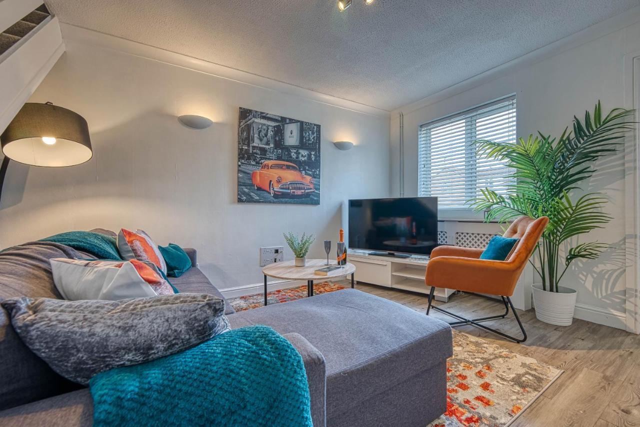 Capri 13 Sa - Contemporary 2 Bedroom House In Loughborough With Free Parking, Close To Loughborough University & M1 Motorway Экстерьер фото